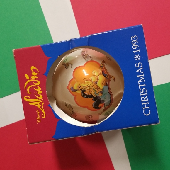 Aladdin Glass Christmas Ornament - Picture 1 of 6